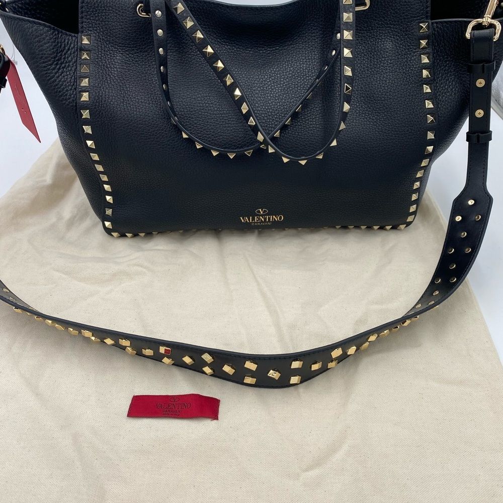 Women’s Valentino Garavani rockstud pebble grain calfskin tote bag made in Italy - Picture 6 of 17